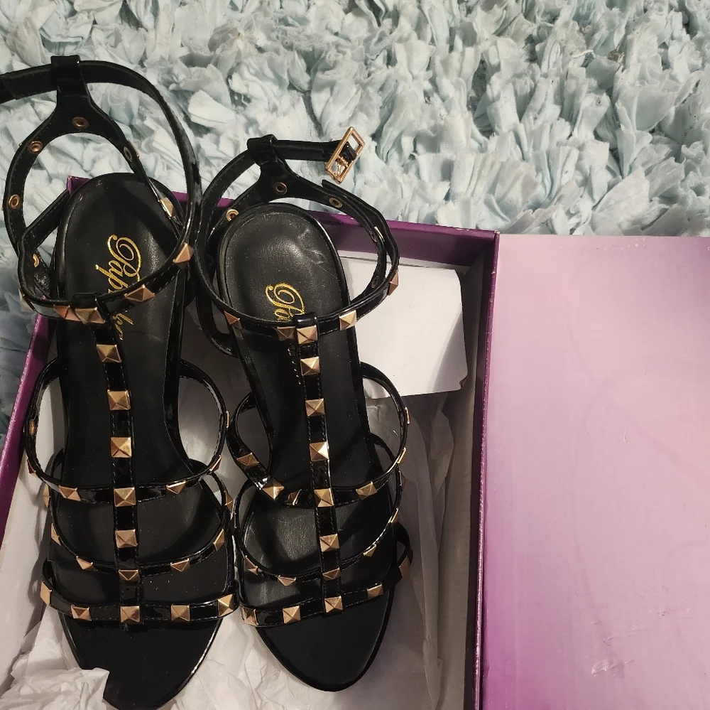Sexy flirty heels